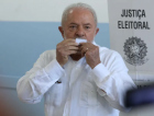 Lula vota em São Bernardo do Campo