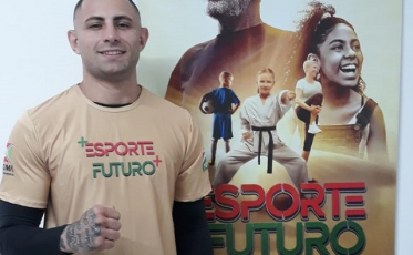 Lutador criciumense de MMA disputa cinturão nesta sexta-feira