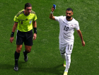 Entre cartões e pressão: como foi o primeiro jogo de Ramon Abatti na Copa