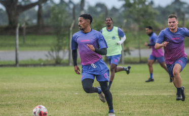 Caravaggio intensifica preparação para enfrentar o Blumenau pela Série B do Catarinense