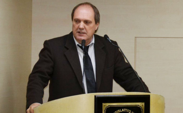 Moacir Dajori volta para a Câmara 13 meses depois