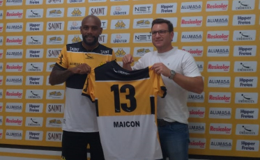 Maicon realiza um sonho no Criciúma