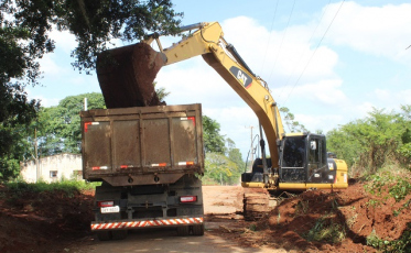 Tráfego de caminhões pesados é proibido em rodovias de Maracajá
