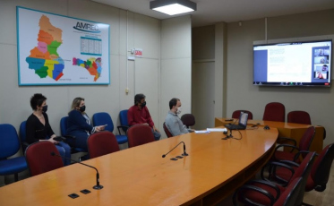 Representante de Içara deixa presidência de colegiado da Fecam