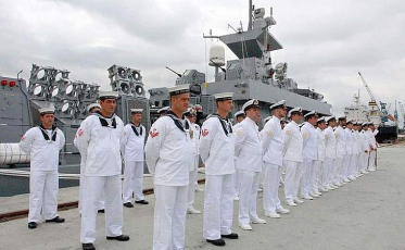 Marinha abre concurso com 90 vagas