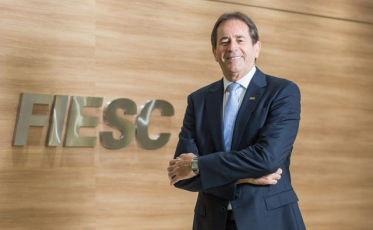 Coronavírus: Presidente da Fiesc é monitorado após participar de comitiva aos EUA