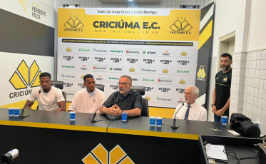 ((Vídeo)) Criciúma apresenta Matheus Trindade e Talisson 