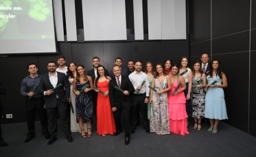 Hospital São José realiza a formatura de 20 médicos residentes