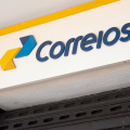 Greve dos Correios altera rotina, mas empresa mantém agências abertas e entregas em todo o país