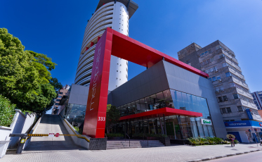 Referência em empreendimentos comerciais, Metropolitan completa cinco anos de funcionamento