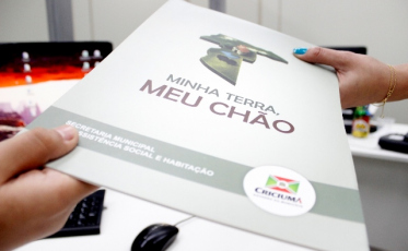 Em dois anos, 500 escrituras entregues a famílias de Criciúma
