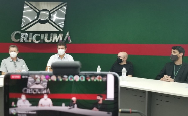 Criciúma lança Portal Minha Vacina para cadastramento da população