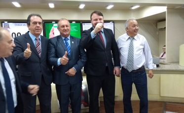 Miri Dagostim é o novo presidente da Câmara