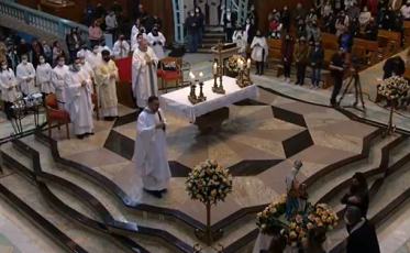 Som Maior e 4oito transmitem a missa em honra a Nossa Senhora do Caravaggio