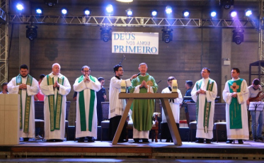Missa presidida pelo bispo encerra Vinde e Vede 2019