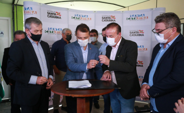 Forquilhinha recebe R$ 27 milhões em investimentos do Plano 1000