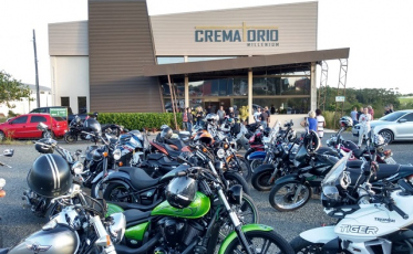 Motos e muitos amigos nas despedidas ao Cowboy (VÍDEO)