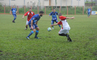 Empate na abertura do Municipal Amador em Criciúma