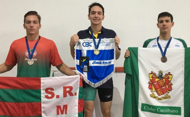 Criciumenses conquistam medalhas no Sul-Brasileiro de Natação