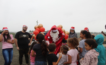 Campanha Natal Mais Luz une esforços para adquirir caixa de som e microfones 