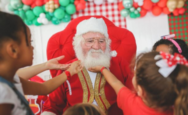 Natal Super Feliz, alegria e presentes para crianças carentes
