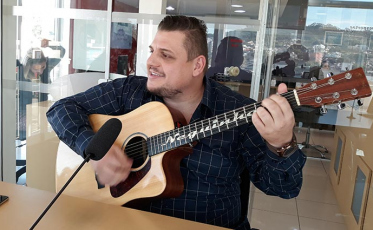 Neguinho anuncia fim da dupla com Emanuel