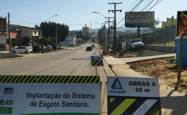 Obras da Casan no São Luiz e Michel serão concluídas em até 90 dias 