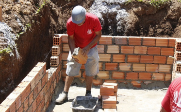 Obras de melhorias sanitárias domiciliares são realizadas em Forquilhinha