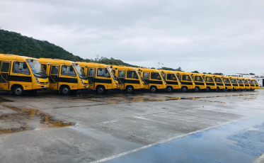 Governo entrega ônibus escolares para Santa Catarina
