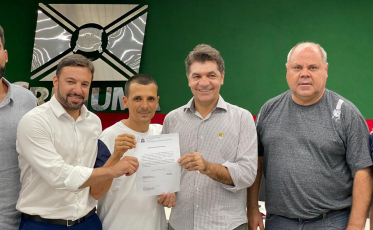 Skatepark e Mirante: ordens de serviço assinadas