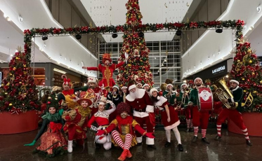 Paradas de Natal levam música e diversão ao Nações Shopping