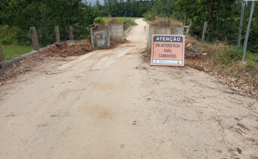 Ponte entre Morro da Fumaça e Cocal do Sul bloqueia passagem de veículos pesados