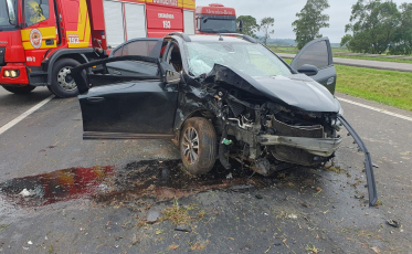 Sangão: três pessoas são encaminhadas ao hospital em acidente na BR-101