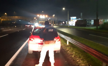 Homem procurado por furto é preso na BR-101