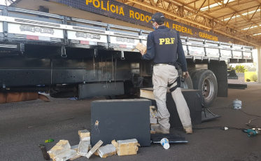 PRF apreende duas toneladas de maconha