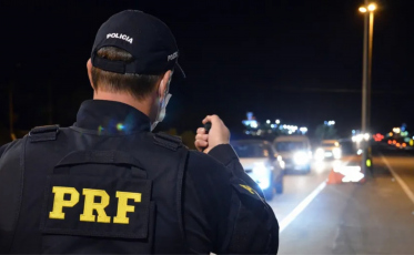 Idosa morre atropelada na BR-101 em SC