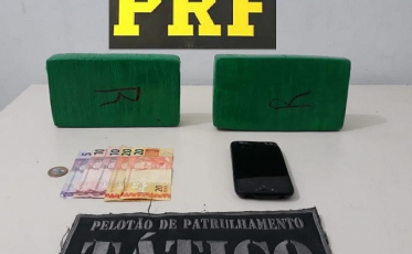 Ação conjunta PRF e PM prende motorista com cocaína em Imbituba