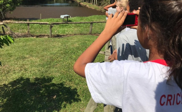 Professor que projetou escola do sertão cearense nacionalmente compartilha vivências em Criciúma