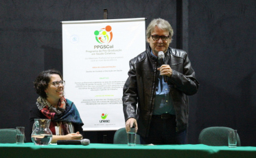 Referência mundial em aula inaugural na Unesc