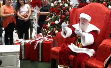 Atrações natalinas tomam conta do Nações Shopping