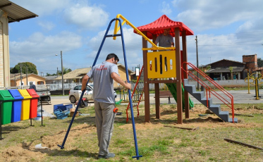 Mais dois parques infantis para Morro da Fumaça
