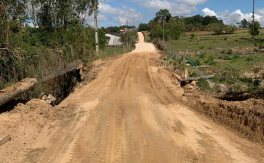 Içara e Morro da Fumaça recuperam ponte em Linha Frasson