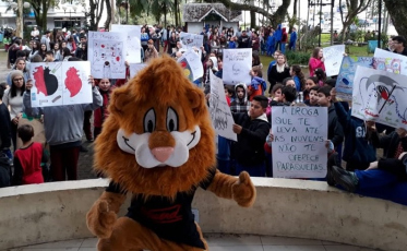 Conseg promove passeata contra as drogas em Turvo