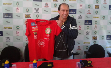 Paulo Baier é o novo técnico do Próspera. De novo