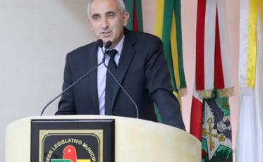 Reeleito, Paulo Ferrarezi  é o terceiro vereador mais votado em Criciúma