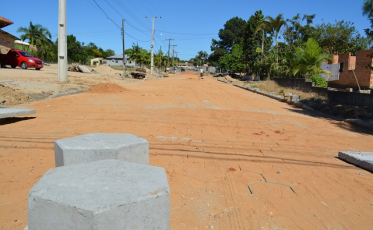 Rua ganha pavimentação em Estação Cocal