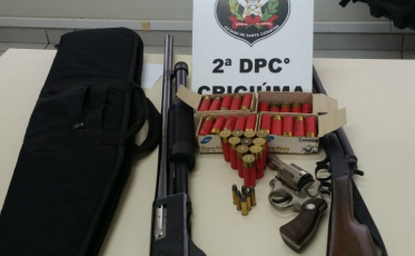Armas são apreendidas no Bairro São Defende