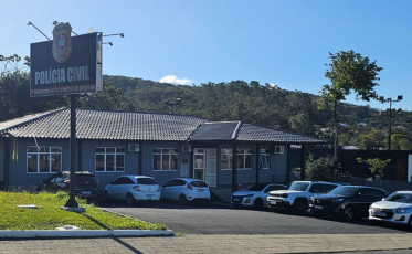 Organizadora de eventos é presa suspeita de golpes contra noivos e aniversariantes