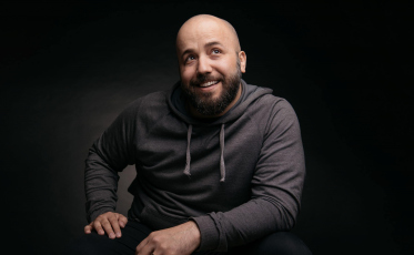 “Quero pegar na mão do leitor e levar ele até o sucesso”, diz Leandro Benincá sobre novo livro