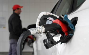 Criciúma e Tubarão têm o preço médio da gasolina comum mais baixo de SC